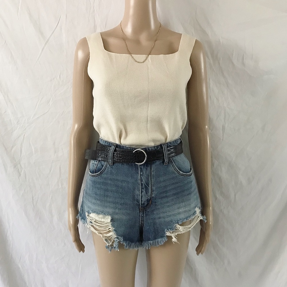 🏷 ivory rib-knit tank top